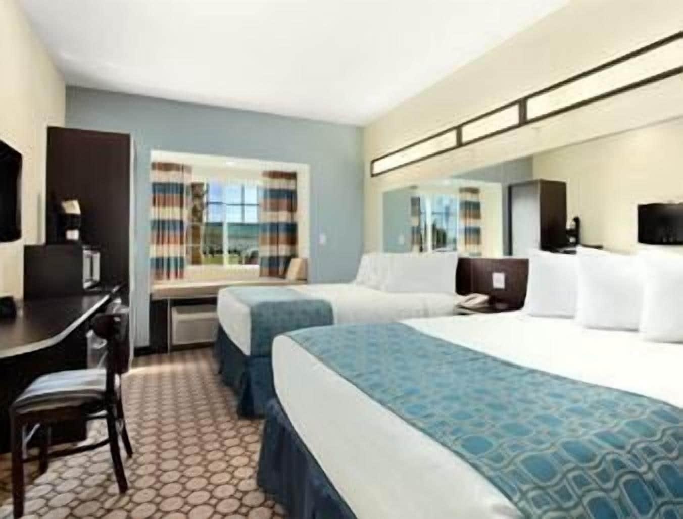 Microtel Inn & Suites By Wyndham Spring Hill/Уики Уэши Номер фото