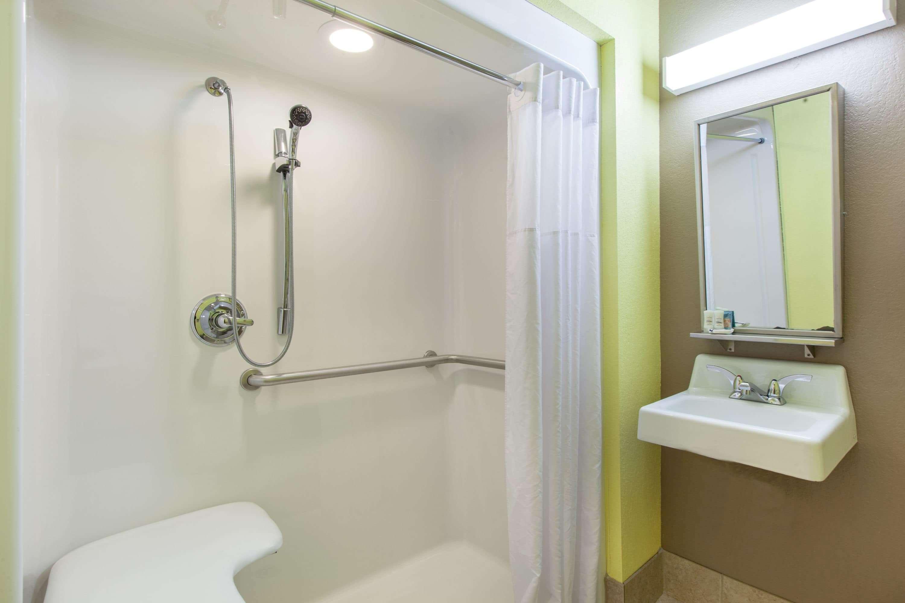Microtel Inn & Suites By Wyndham Spring Hill/Уики Уэши Экстерьер фото